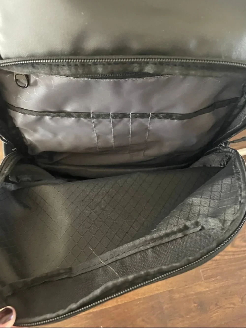 OGIO Basis Backpack 25L for 15